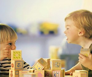 Does bilingualism cause temper tantrums? Does bilingualism cause temper tantrums?